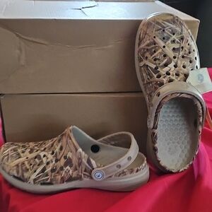 Camouflage Clog Sandals